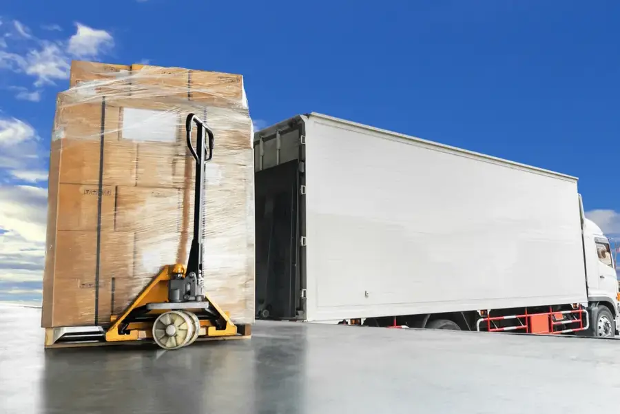 The Benefits Of Hiring Professionals For Long Distance Moves Alpharetta, GA The Benefits Of Hiring Professionals For Long Distance Moves Alpharetta, GA